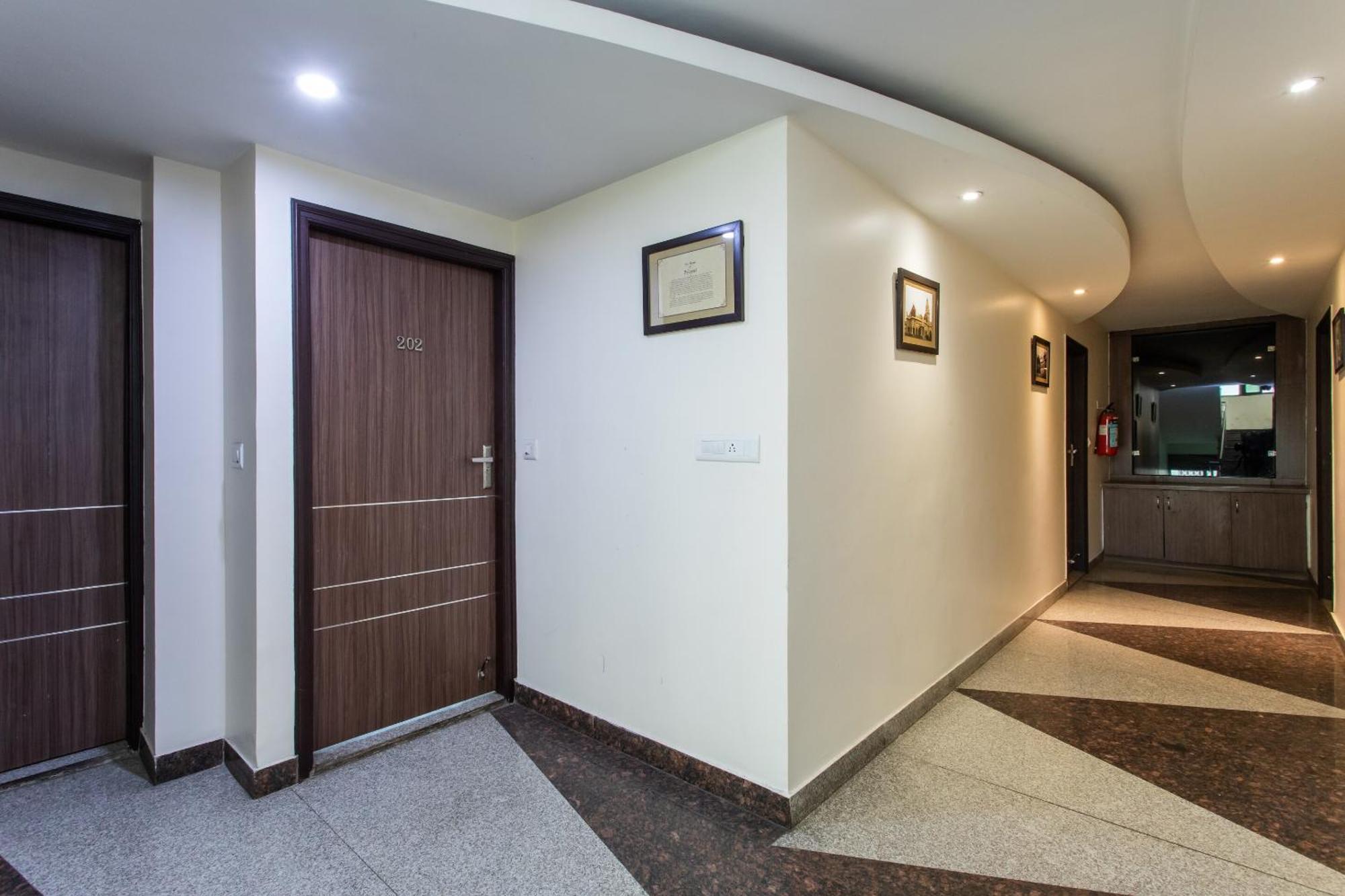 Super Hotel O Mohit Regency Bhopal Bagian luar foto
